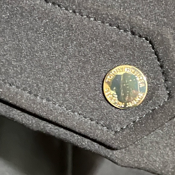 TOMMY HILFIGER Fall/Winter jacket with hoody. - Picture 4 of 5